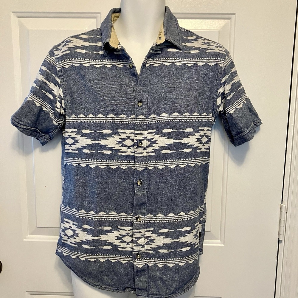 Burton Durable Goods Sz Small Aztec Print Short Sleeve Shirt Blue Button Up Mens
